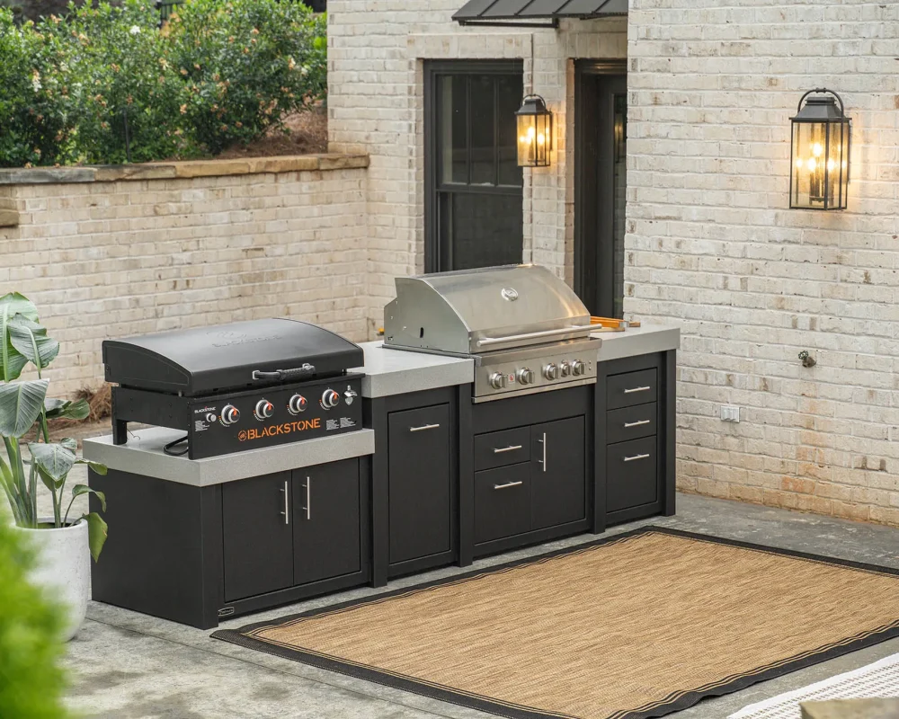 Outdoor Kitchens & BBQ Islands